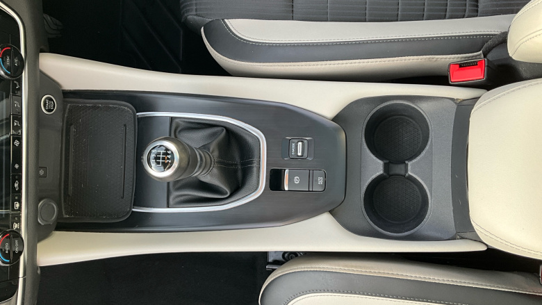 Nissan Qashqai 1.3 DiG-T MH Tekna 5dr Petrol Hatchback